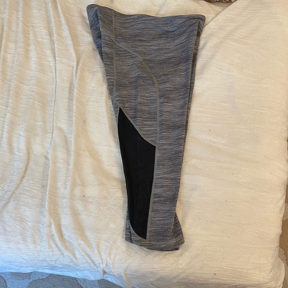 Bundle 2 Lululemon sun runner crop leggings - Picture 8 of 16